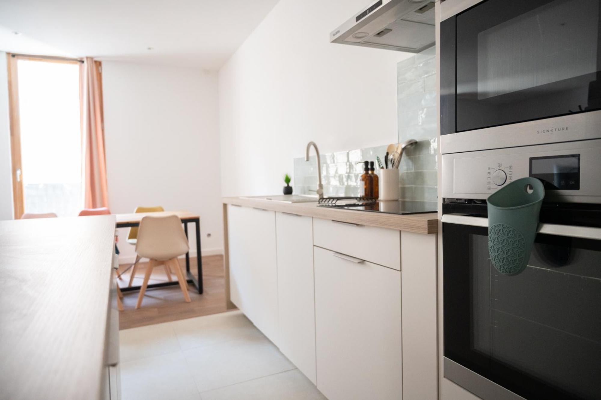 Lou Cabanot - Appartement Lumineux 3 Chambres - Parking Gratuit Béziers Zewnętrze zdjęcie
